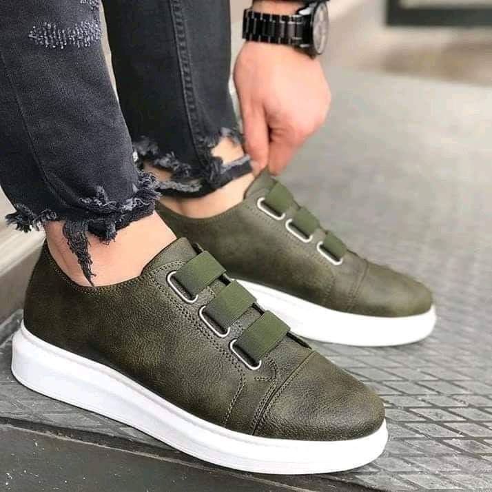 Chaussure simple en cuir